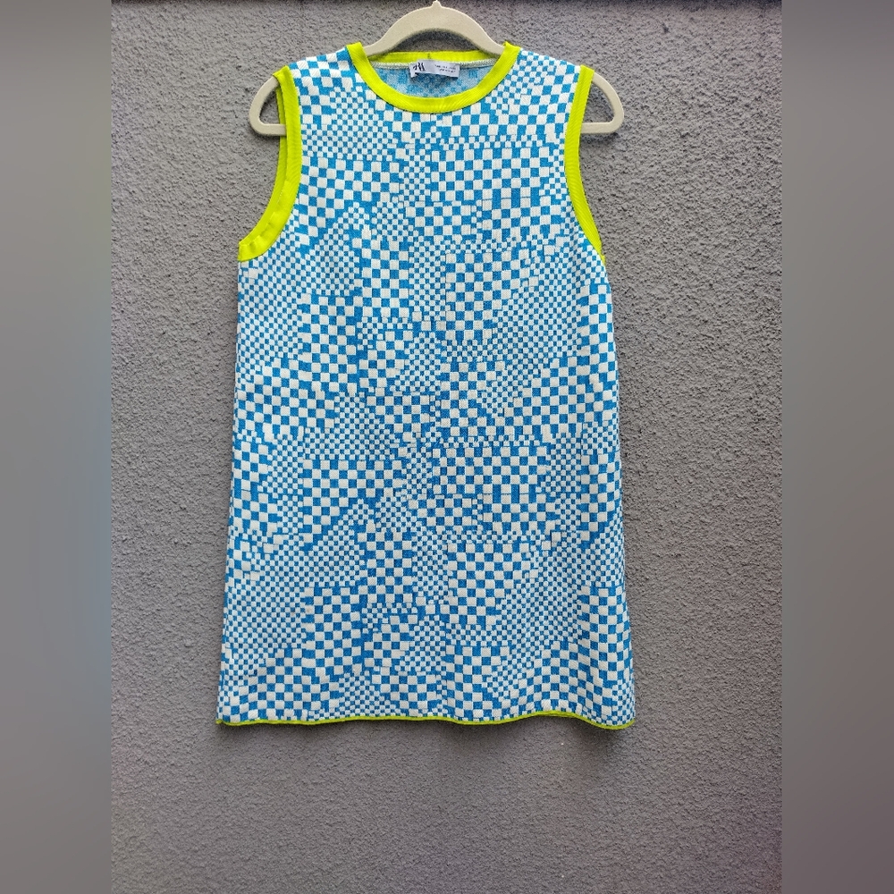 Women's dress
